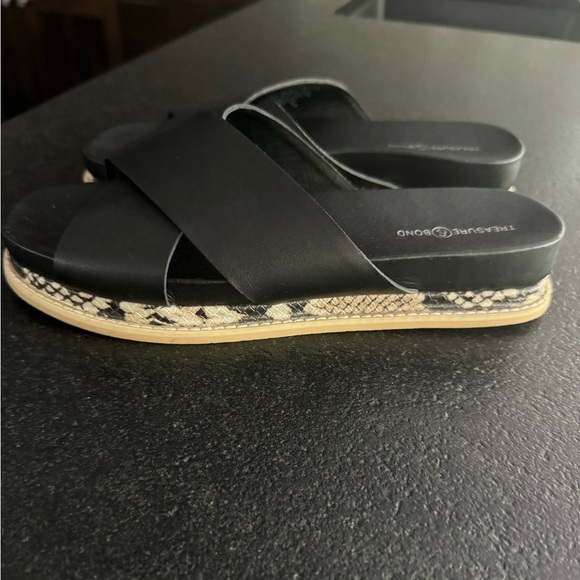 Treasure & Bond Carter Snake Print Platform Sandals- size 8! Never worn! - Picture 5 of 13